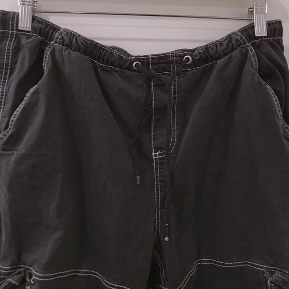 Garage Cargo Black Jogger Pants - Picture 3 of 7